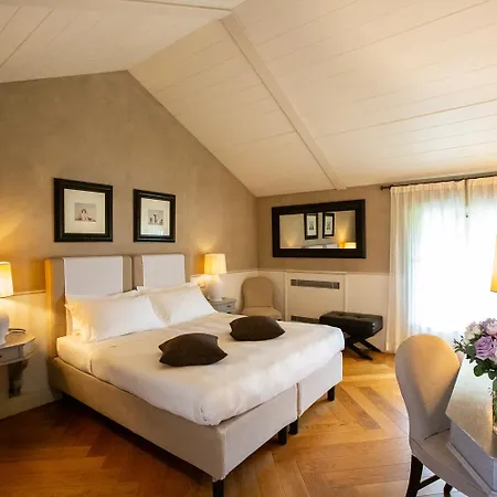 Hotel Relais D'amelia 4*