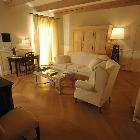 Relais D'amelia Villa *